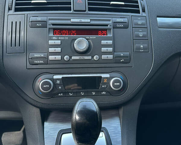 Сірий Форд Сі-Макс, об'ємом двигуна 2 л та пробігом 225 тис. км за 5900 $, фото 18 на Automoto.ua