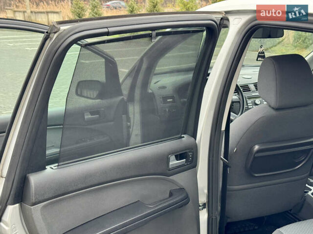 Сірий Форд Сі-Макс, об'ємом двигуна 1.8 л та пробігом 216 тис. км за 4700 $, фото 12 на Automoto.ua