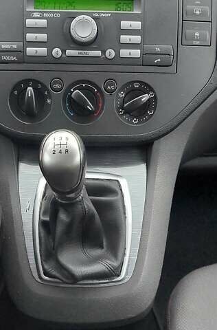 Серый Форд Си-Макс, объемом двигателя 1.8 л и пробегом 216 тыс. км за 5700 $, фото 4 на Automoto.ua