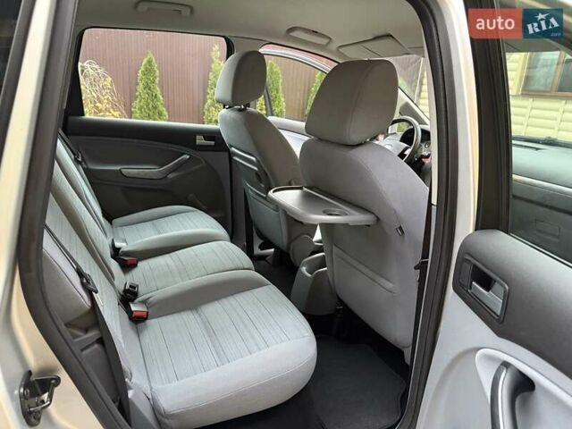 Сірий Форд Сі-Макс, об'ємом двигуна 1.6 л та пробігом 239 тис. км за 5800 $, фото 25 на Automoto.ua