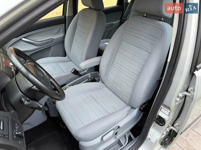 Сірий Форд Сі-Макс, об'ємом двигуна 1.6 л та пробігом 239 тис. км за 5800 $, фото 22 на Automoto.ua