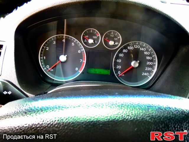 Сірий Форд Сі-Макс, об'ємом двигуна 1.8 л та пробігом 170 тис. км за 4900 $, фото 8 на Automoto.ua