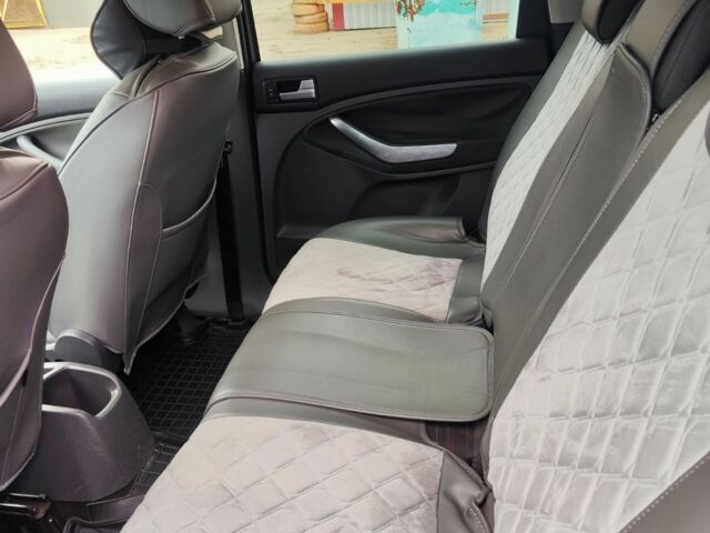 Серый Форд Си-Макс, объемом двигателя 1.8 л и пробегом 330 тыс. км за 6500 $, фото 7 на Automoto.ua