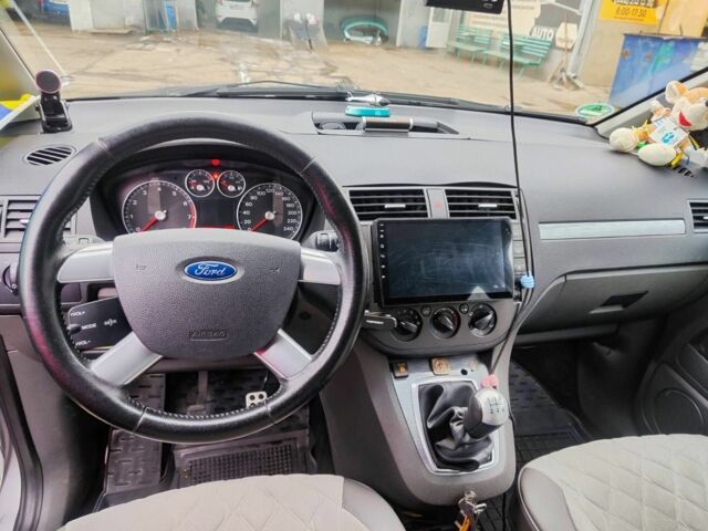 Серый Форд Си-Макс, объемом двигателя 1.8 л и пробегом 330 тыс. км за 6500 $, фото 3 на Automoto.ua