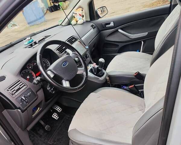 Серый Форд Си-Макс, объемом двигателя 1.8 л и пробегом 330 тыс. км за 6500 $, фото 5 на Automoto.ua