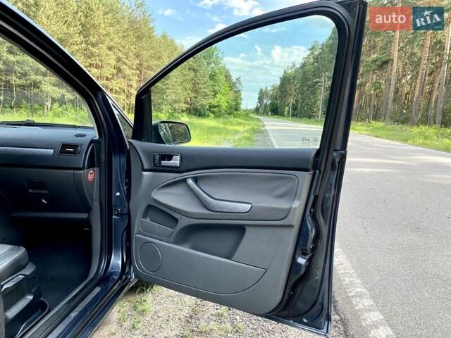 Серый Форд Си-Макс, объемом двигателя 1.8 л и пробегом 287 тыс. км за 5800 $, фото 20 на Automoto.ua