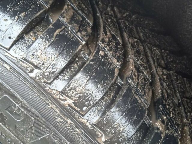 Сірий Форд Сі-Макс, об'ємом двигуна 1.6 л та пробігом 380 тис. км за 3700 $, фото 8 на Automoto.ua