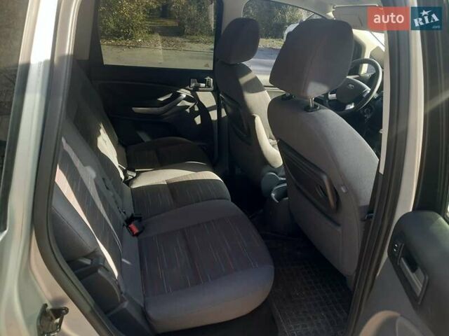 Сірий Форд Сі-Макс, об'ємом двигуна 1.6 л та пробігом 305 тис. км за 5700 $, фото 6 на Automoto.ua