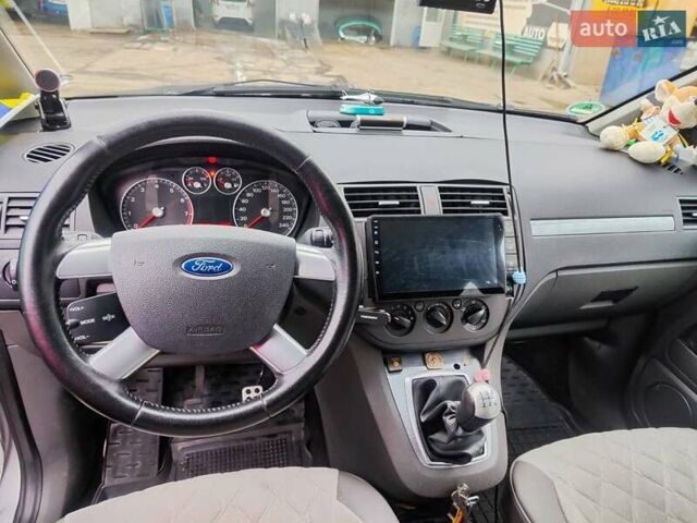 Серый Форд Си-Макс, объемом двигателя 1.8 л и пробегом 330 тыс. км за 6500 $, фото 2 на Automoto.ua