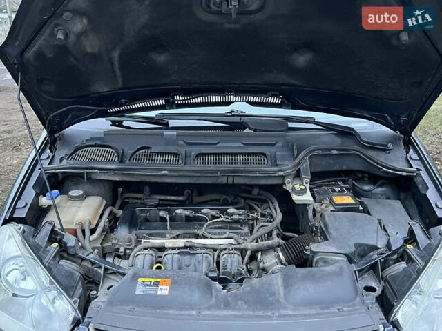 Серый Форд Си-Макс, объемом двигателя 1.8 л и пробегом 208 тыс. км за 5499 $, фото 47 на Automoto.ua