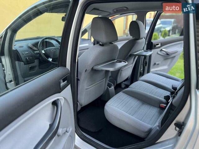 Сірий Форд Сі-Макс, об'ємом двигуна 1.6 л та пробігом 239 тис. км за 5800 $, фото 28 на Automoto.ua