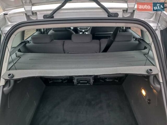 Сірий Форд Сі-Макс, об'ємом двигуна 1.6 л та пробігом 217 тис. км за 5300 $, фото 7 на Automoto.ua