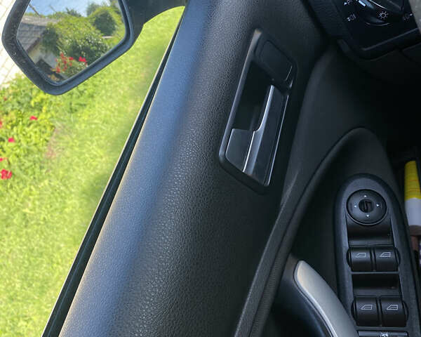 Сірий Форд Сі-Макс, об'ємом двигуна 1.75 л та пробігом 360 тис. км за 5000 $, фото 16 на Automoto.ua