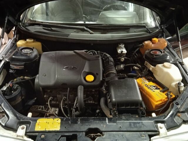 Сірий Форд Сі-Макс, об'ємом двигуна 1.6 л та пробігом 380 тис. км за 3700 $, фото 6 на Automoto.ua