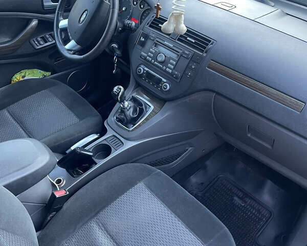 Серый Форд Си-Макс, объемом двигателя 2 л и пробегом 420 тыс. км за 4900 $, фото 4 на Automoto.ua