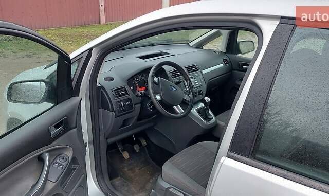 Серый Форд Си-Макс, объемом двигателя 1.8 л и пробегом 216 тыс. км за 5700 $, фото 3 на Automoto.ua