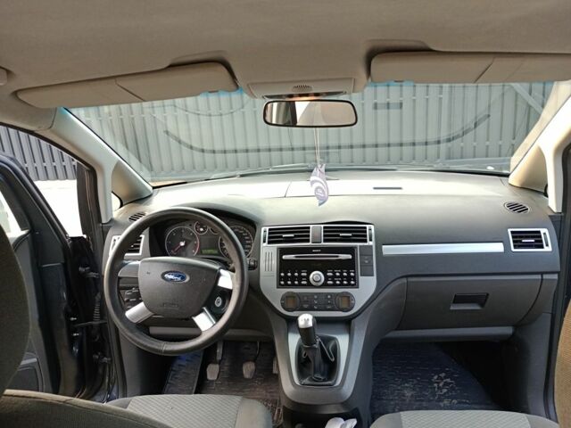 Серый Форд Си-Макс, объемом двигателя 1.8 л и пробегом 230 тыс. км за 5600 $, фото 4 на Automoto.ua