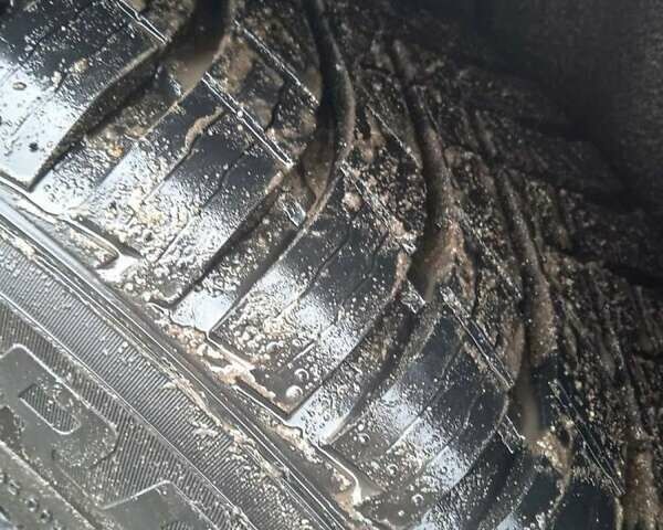 Сірий Форд Сі-Макс, об'ємом двигуна 1.6 л та пробігом 380 тис. км за 3700 $, фото 7 на Automoto.ua