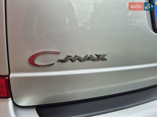 Сірий Форд Сі-Макс, об'ємом двигуна 1.6 л та пробігом 195 тис. км за 5850 $, фото 10 на Automoto.ua