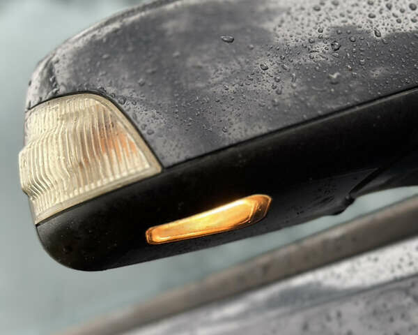 Серый Форд Си-Макс, объемом двигателя 1.6 л и пробегом 210 тыс. км за 5700 $, фото 8 на Automoto.ua