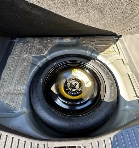 Сірий Форд Сі-Макс, об'ємом двигуна 1.6 л та пробігом 257 тис. км за 6300 $, фото 9 на Automoto.ua