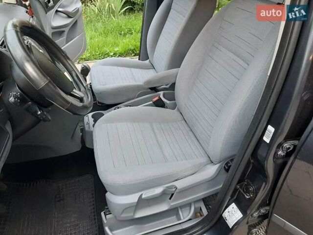 Сірий Форд Сі-Макс, об'ємом двигуна 1.6 л та пробігом 223 тис. км за 4700 $, фото 17 на Automoto.ua