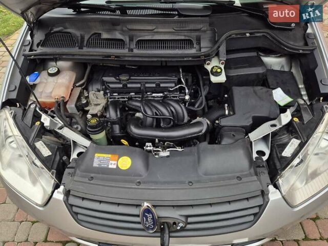 Сірий Форд Сі-Макс, об'ємом двигуна 1.6 л та пробігом 195 тис. км за 5850 $, фото 66 на Automoto.ua