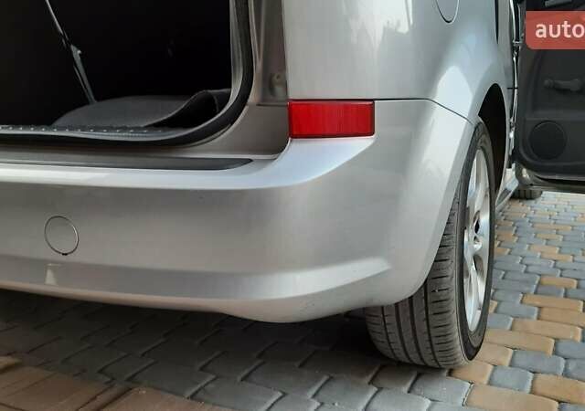 Сірий Форд Сі-Макс, об'ємом двигуна 1.8 л та пробігом 155 тис. км за 7700 $, фото 28 на Automoto.ua