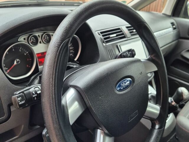 Серый Форд Си-Макс, объемом двигателя 1.6 л и пробегом 195 тыс. км за 5850 $, фото 12 на Automoto.ua