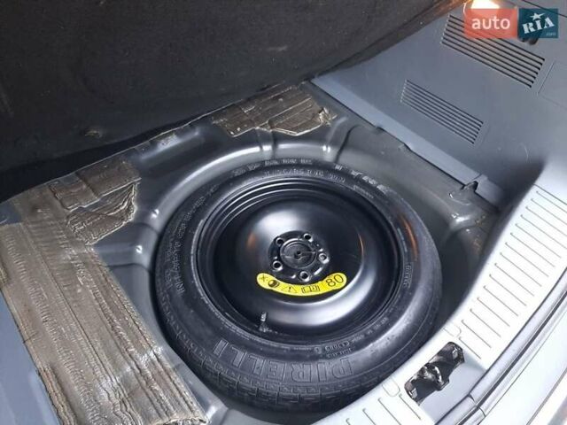 Сірий Форд Сі-Макс, об'ємом двигуна 1.6 л та пробігом 223 тис. км за 4700 $, фото 28 на Automoto.ua