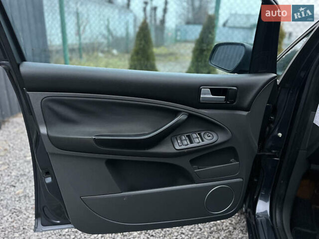 Серый Форд Си-Макс, объемом двигателя 1.8 л и пробегом 282 тыс. км за 6300 $, фото 18 на Automoto.ua