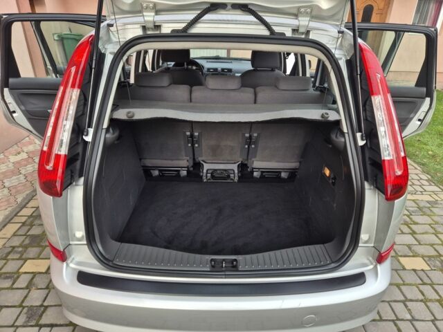 Серый Форд Си-Макс, объемом двигателя 1.6 л и пробегом 195 тыс. км за 5850 $, фото 20 на Automoto.ua