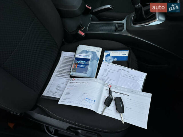 Серый Форд Си-Макс, объемом двигателя 1.8 л и пробегом 282 тыс. км за 6300 $, фото 46 на Automoto.ua