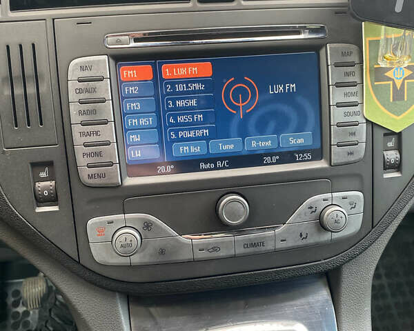 Серый Форд Си-Макс, объемом двигателя 2 л и пробегом 360 тыс. км за 6800 $, фото 26 на Automoto.ua