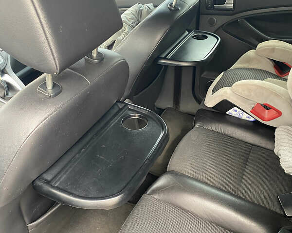 Серый Форд Си-Макс, объемом двигателя 2 л и пробегом 360 тыс. км за 6800 $, фото 16 на Automoto.ua