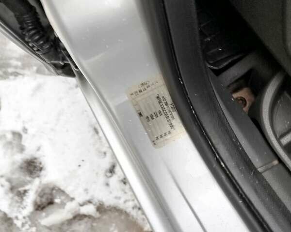 Сірий Форд Сі-Макс, об'ємом двигуна 1.6 л та пробігом 235 тис. км за 5250 $, фото 10 на Automoto.ua