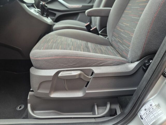 Серый Форд Си-Макс, объемом двигателя 1.6 л и пробегом 195 тыс. км за 5850 $, фото 17 на Automoto.ua