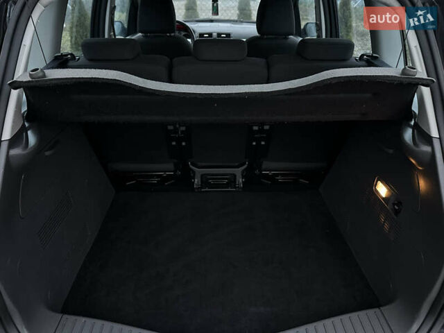 Серый Форд Си-Макс, объемом двигателя 1.8 л и пробегом 282 тыс. км за 6300 $, фото 49 на Automoto.ua