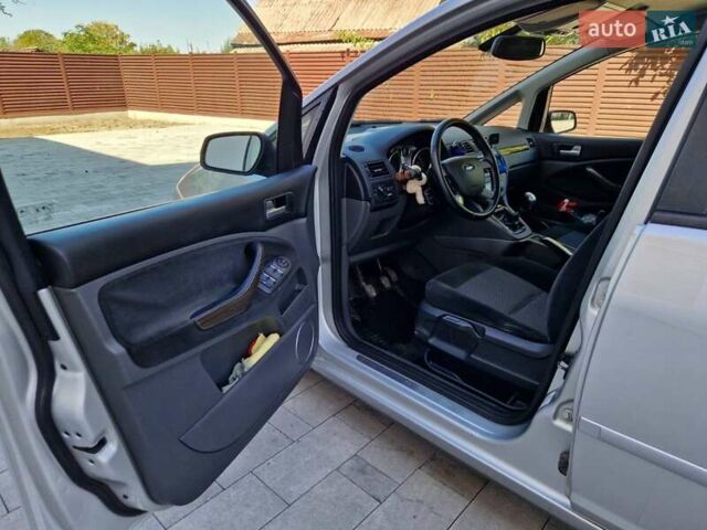 Серый Форд Си-Макс, объемом двигателя 1.75 л и пробегом 247 тыс. км за 5600 $, фото 3 на Automoto.ua