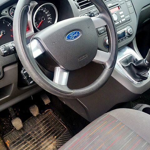 Сірий Форд Сі-Макс, об'ємом двигуна 1.6 л та пробігом 162 тис. км за 4800 $, фото 4 на Automoto.ua