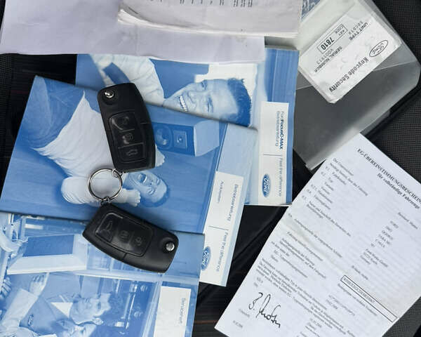 Серый Форд Си-Макс, объемом двигателя 1.8 л и пробегом 201 тыс. км за 6350 $, фото 37 на Automoto.ua