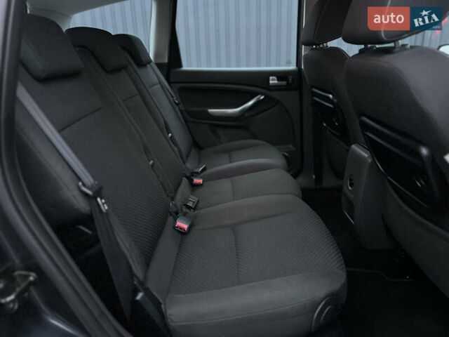 Серый Форд Си-Макс, объемом двигателя 1.8 л и пробегом 282 тыс. км за 6300 $, фото 38 на Automoto.ua