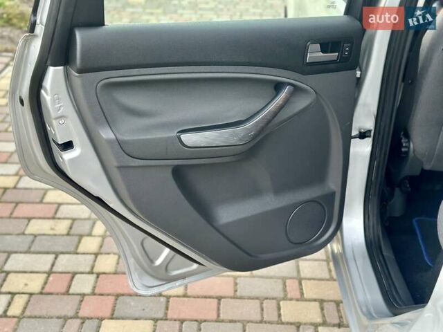 Сірий Форд Сі-Макс, об'ємом двигуна 1.6 л та пробігом 156 тис. км за 5850 $, фото 26 на Automoto.ua