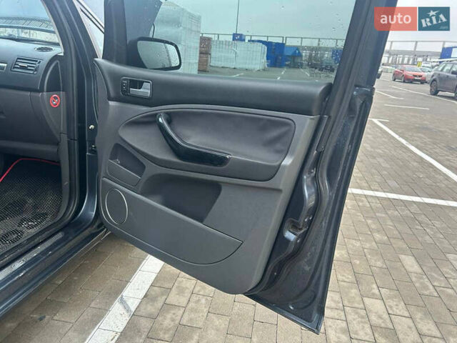 Сірий Форд Сі-Макс, об'ємом двигуна 2 л та пробігом 305 тис. км за 6666 $, фото 7 на Automoto.ua