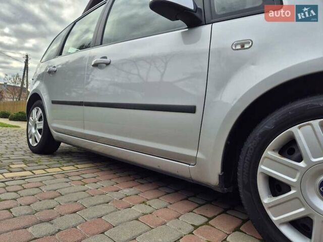 Сірий Форд Сі-Макс, об'ємом двигуна 1.6 л та пробігом 195 тис. км за 5850 $, фото 1 на Automoto.ua