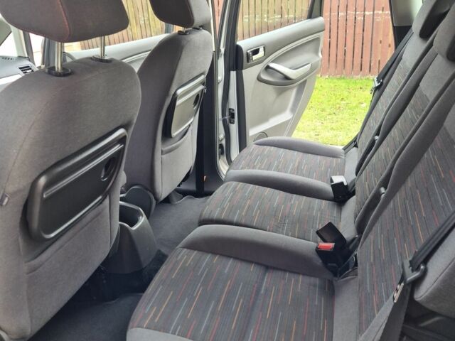 Серый Форд Си-Макс, объемом двигателя 1.6 л и пробегом 195 тыс. км за 5850 $, фото 19 на Automoto.ua