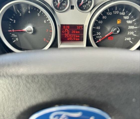 Сірий Форд Сі-Макс, об'ємом двигуна 1.6 л та пробігом 257 тис. км за 6300 $, фото 13 на Automoto.ua