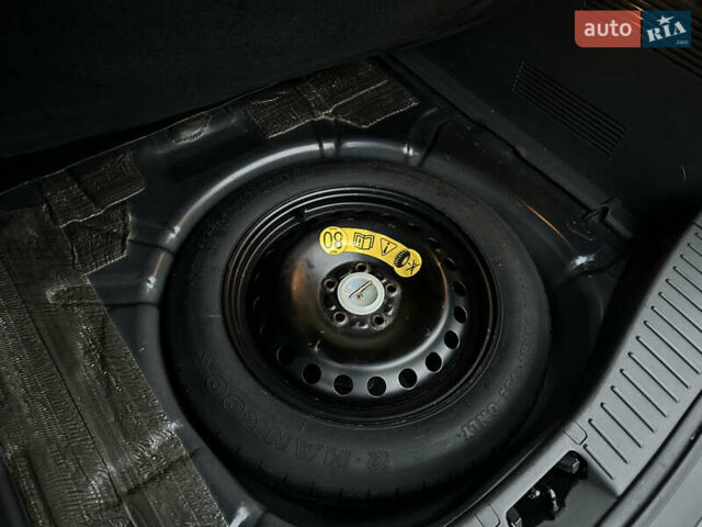 Серый Форд Си-Макс, объемом двигателя 1.8 л и пробегом 282 тыс. км за 6300 $, фото 50 на Automoto.ua