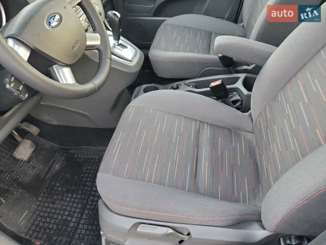 Серый Форд Си-Макс, объемом двигателя 2 л и пробегом 187 тыс. км за 5800 $, фото 20 на Automoto.ua