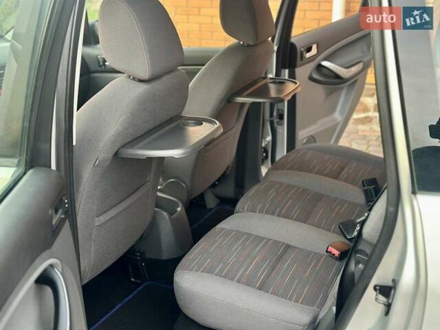 Сірий Форд Сі-Макс, об'ємом двигуна 1.6 л та пробігом 156 тис. км за 5850 $, фото 28 на Automoto.ua